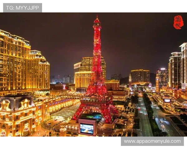 澳门巴黎人铁塔内部设施介绍，体验高空观景台和特色娱乐项目的丰富内容